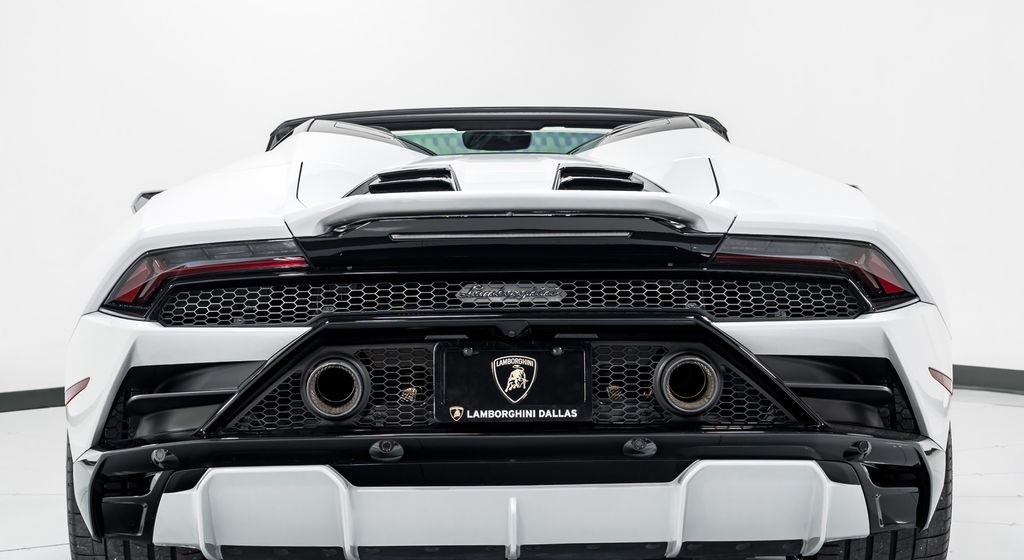 Lamborghini Huracan EVO for Sale photo 2