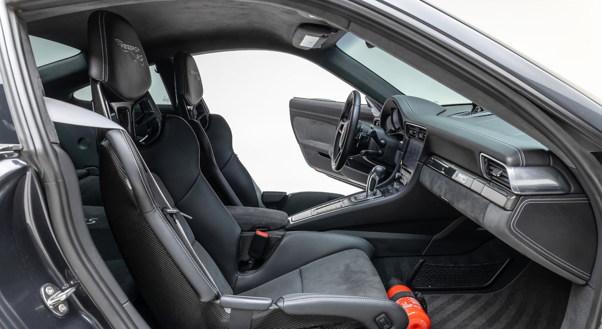 Porsche 911 GT2 RS for Sale photo 3