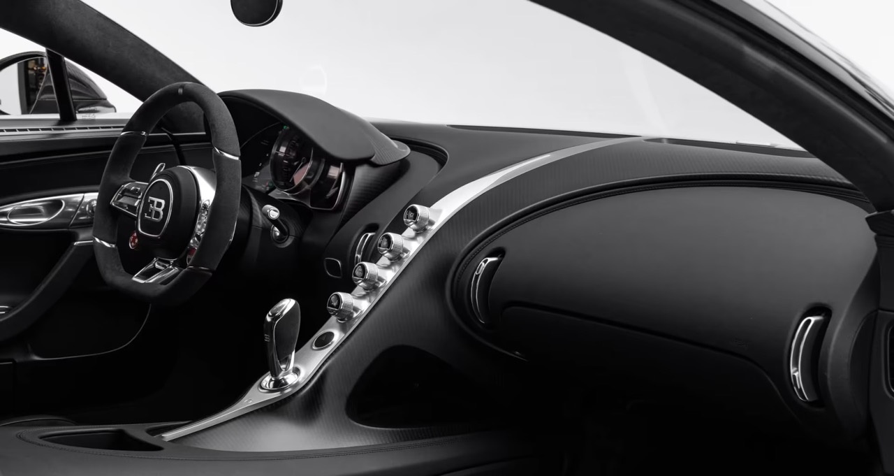 Bugatti Chiron Pur Sport for Sale photo 2