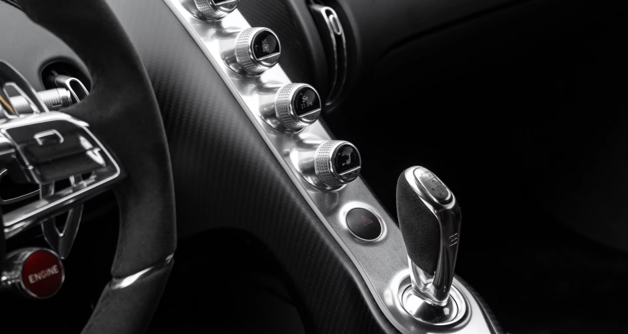 Bugatti Chiron Pur Sport for Sale photo 3