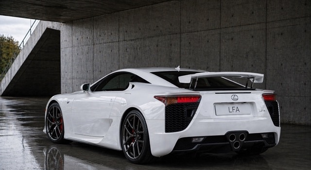 Lexus LFA for Sale photo 3
