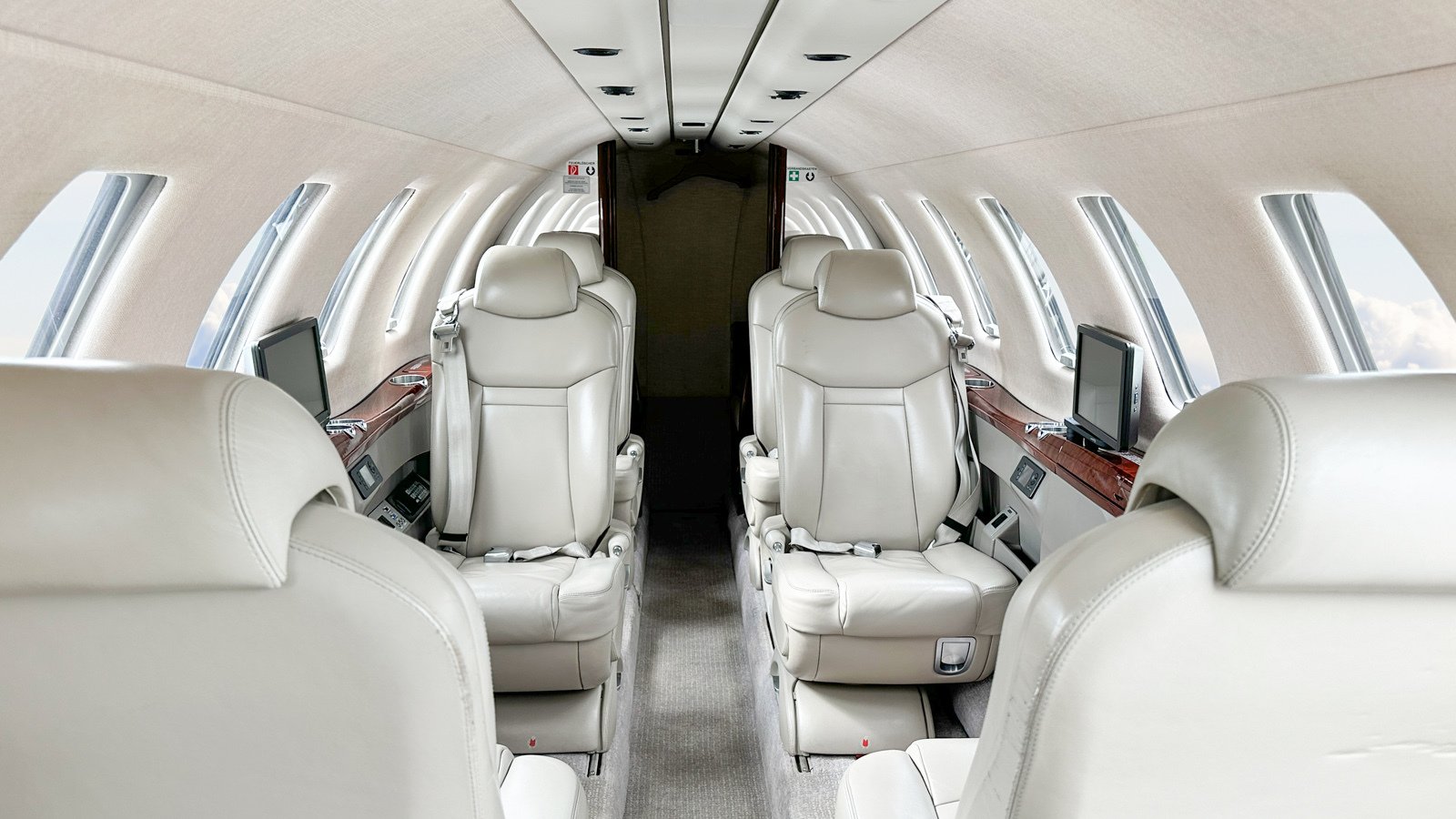Textron Cessna Citation Jet CJ4 (C-525C) photo 2
