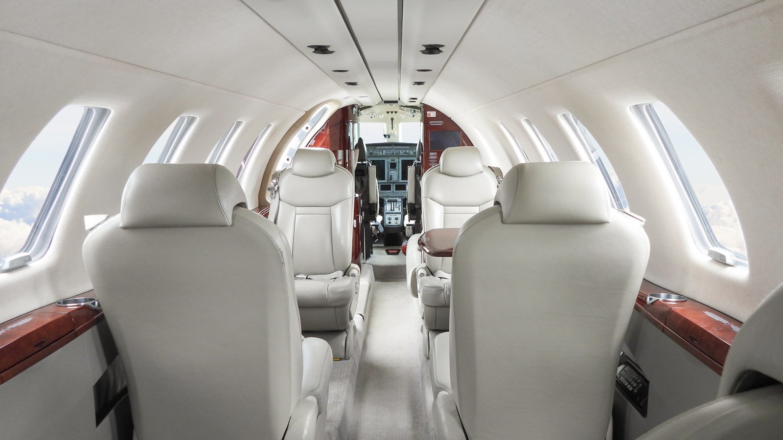 Textron Cessna Citation Jet CJ4 (C-525C) photo 3
