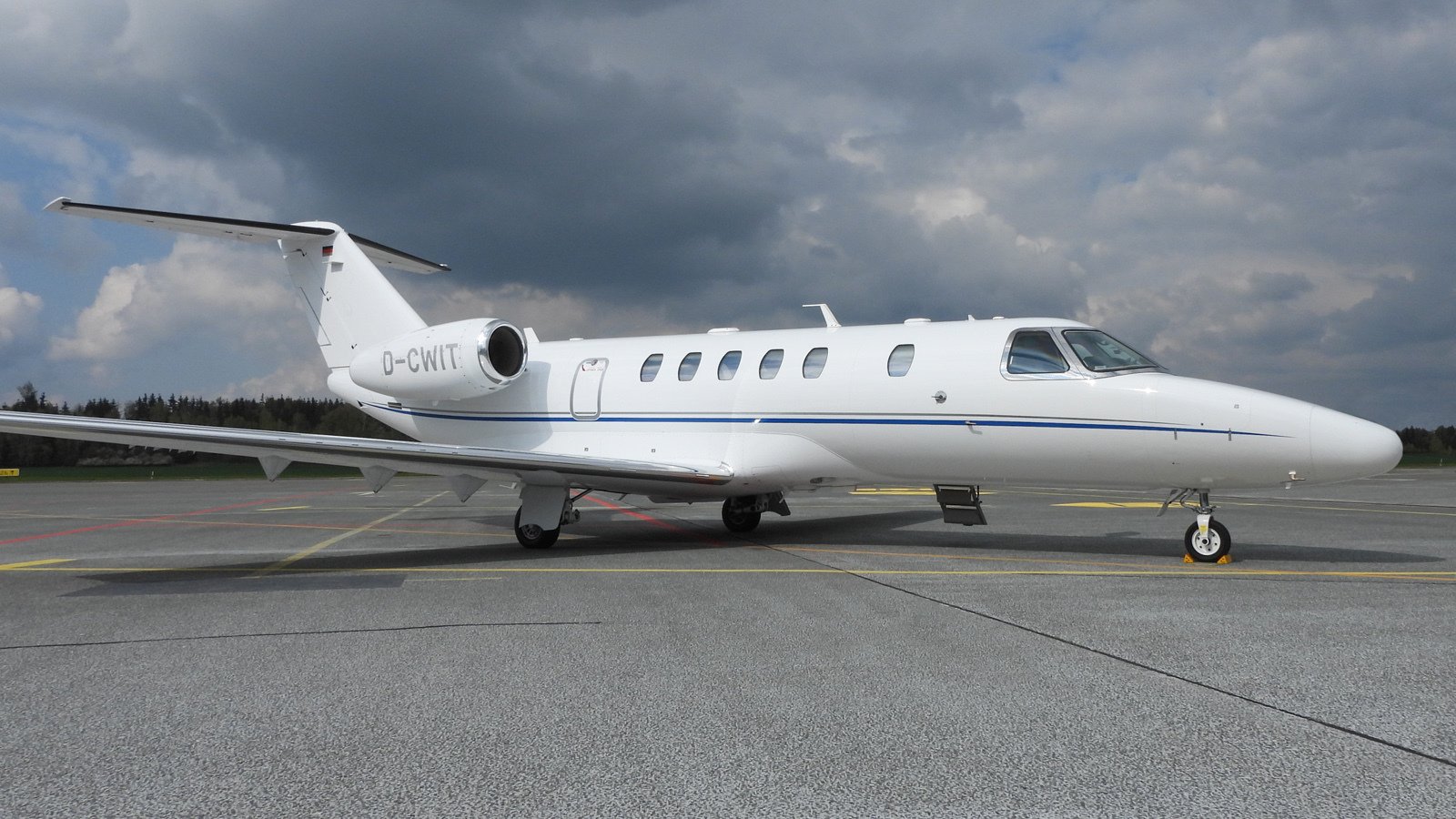 Textron Cessna Citation Jet CJ4 (C-525C) photo 4